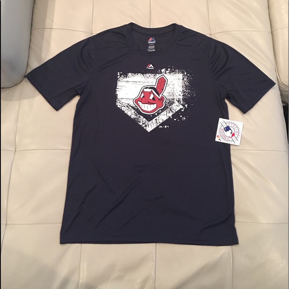 Cleveland Indians shirt NWT Dri-fit style